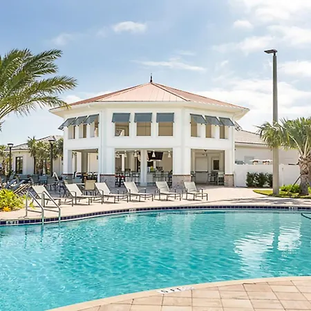 4Br Tropical Storey Lake Townhome Private Pool